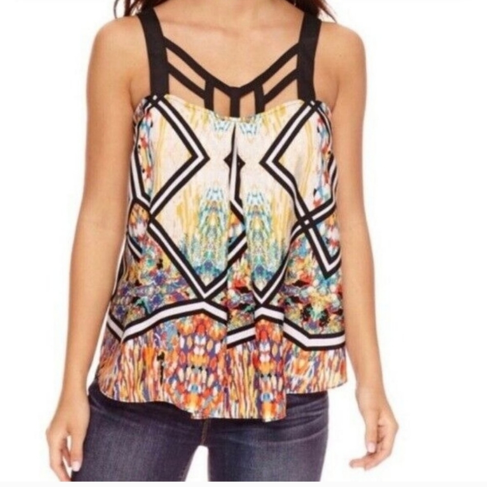EUC Bisou bisou printed tank